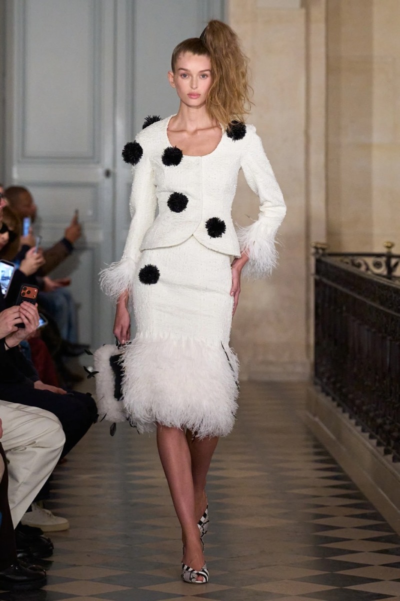 Jacquemus celebra sus códigos e inspiraciones para fw26