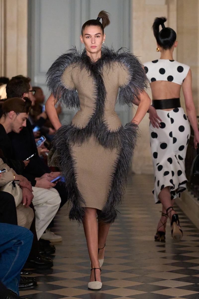 Jacquemus celebra sus códigos e inspiraciones para fw26