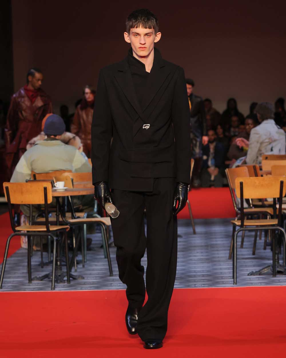 KidSuper FW26: Colm Dillane y el cine conquistan París