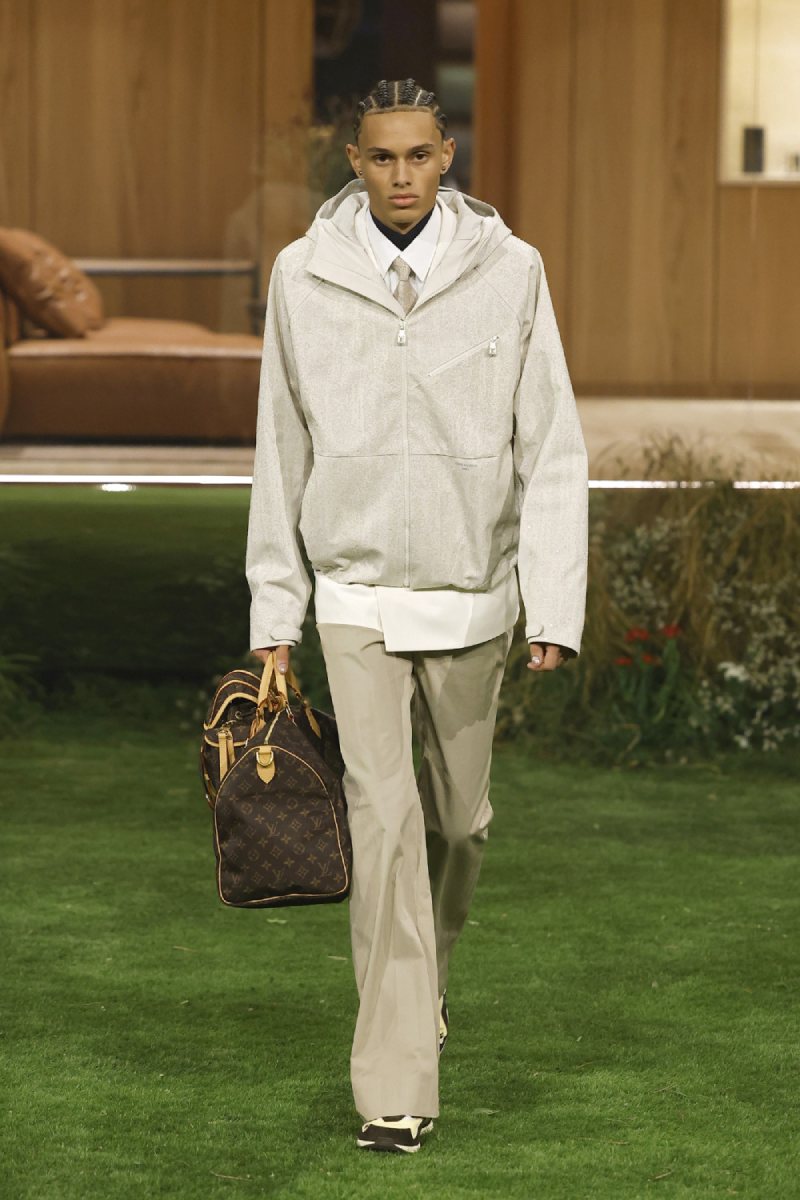 Pharrell plantea el lujo como función para Louis Vuitton