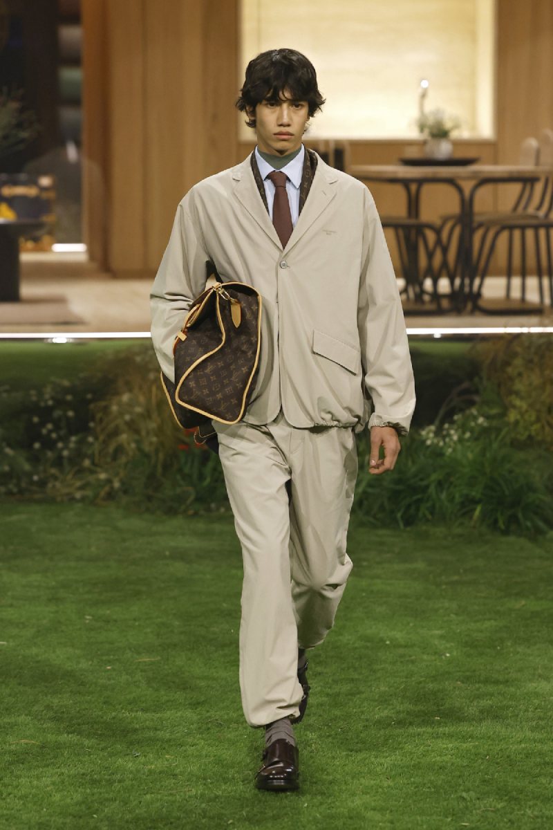 Pharrell plantea el lujo como función para Louis Vuitton