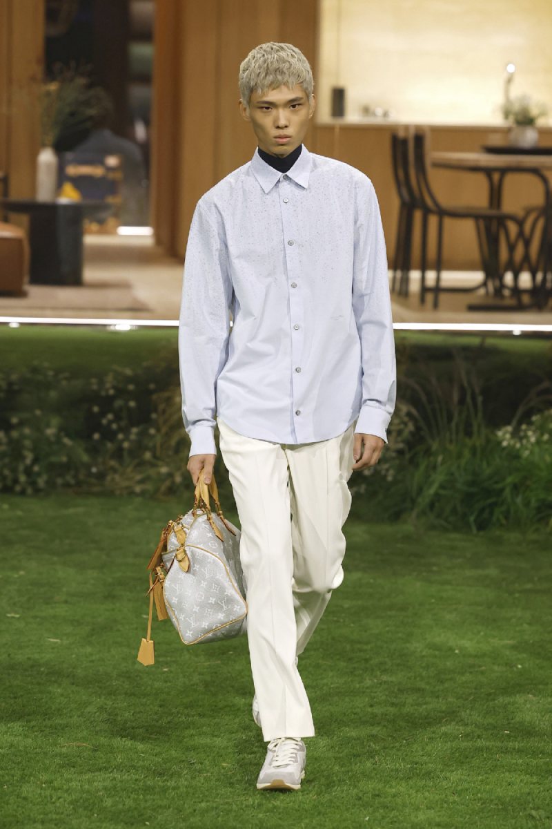 Pharrell plantea el lujo como función para Louis Vuitton