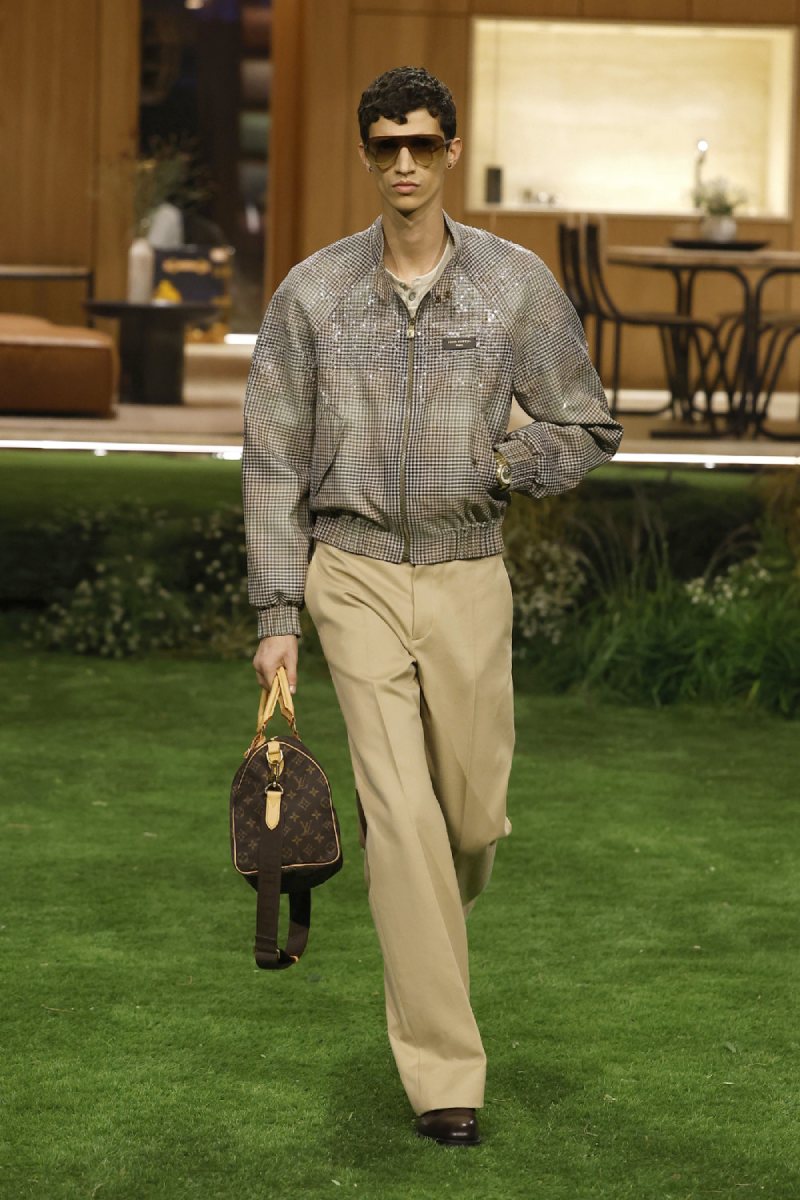 Pharrell plantea el lujo como función para Louis Vuitton