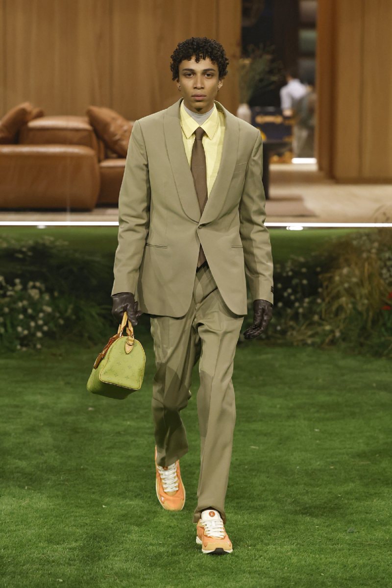 Pharrell plantea el lujo como función para Louis Vuitton