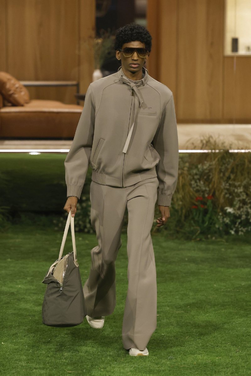 Pharrell plantea el lujo como función para Louis Vuitton