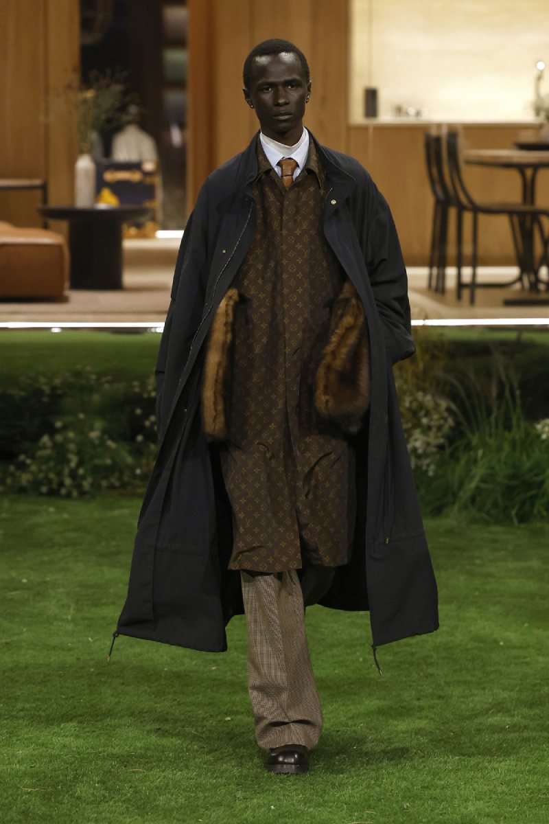 Pharrell plantea el lujo como función para Louis Vuitton