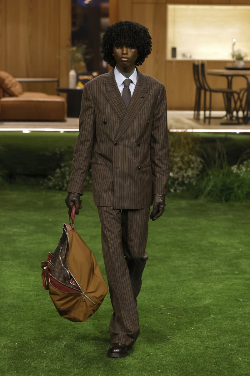 Pharrell plantea el lujo como función para Louis Vuitton