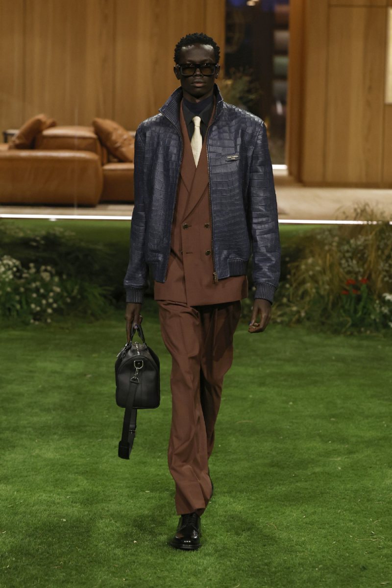 Pharrell plantea el lujo como función para Louis Vuitton