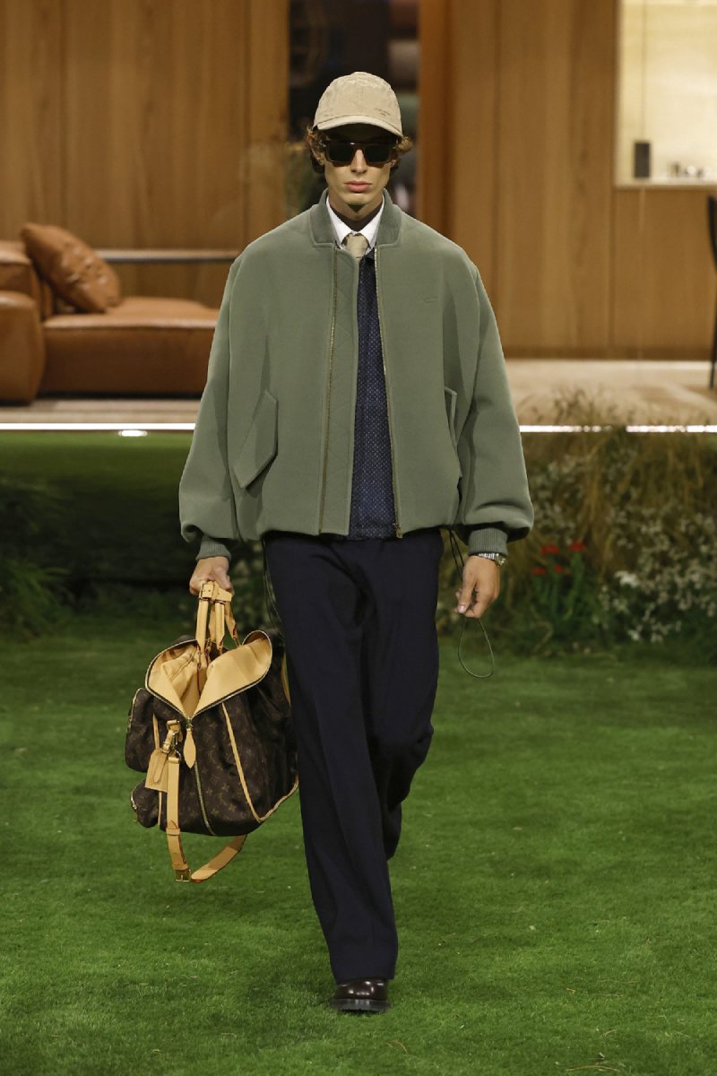 Pharrell plantea el lujo como función para Louis Vuitton