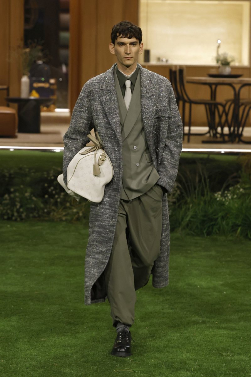 Pharrell plantea el lujo como función para Louis Vuitton