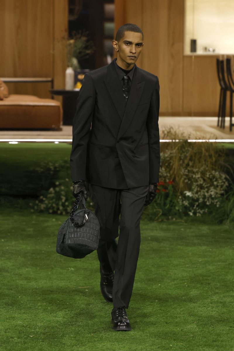 Pharrell plantea el lujo como función para Louis Vuitton