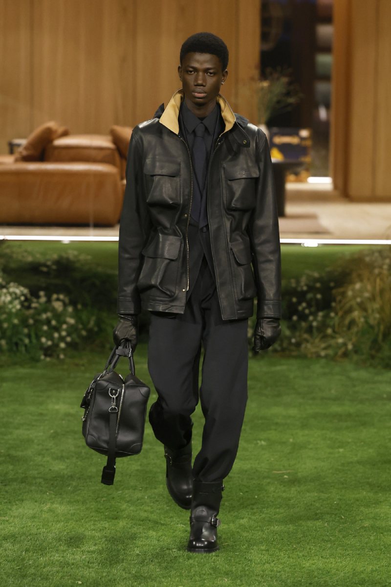 Pharrell plantea el lujo como función para Louis Vuitton