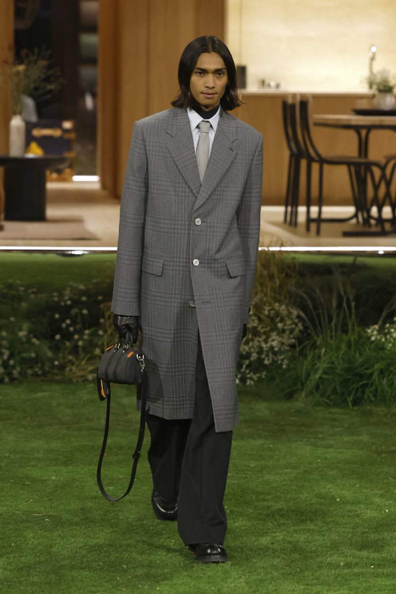 Pharrell plantea el lujo como función para Louis Vuitton