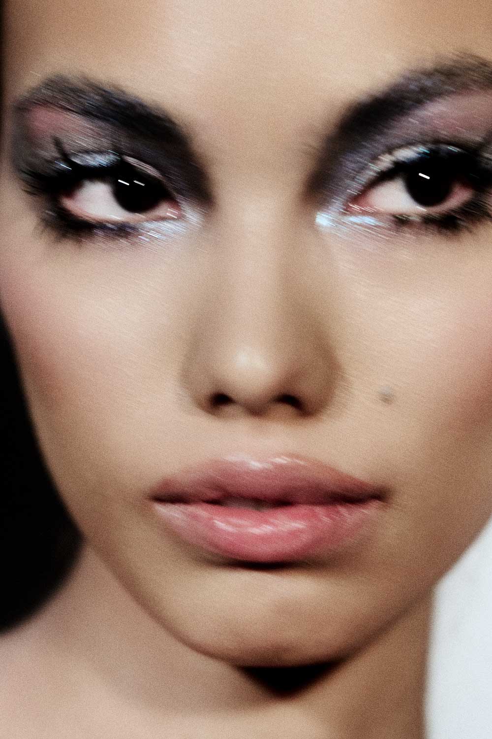 Maquillaje de noche: El arte de Guerlain y Nacho Fernández