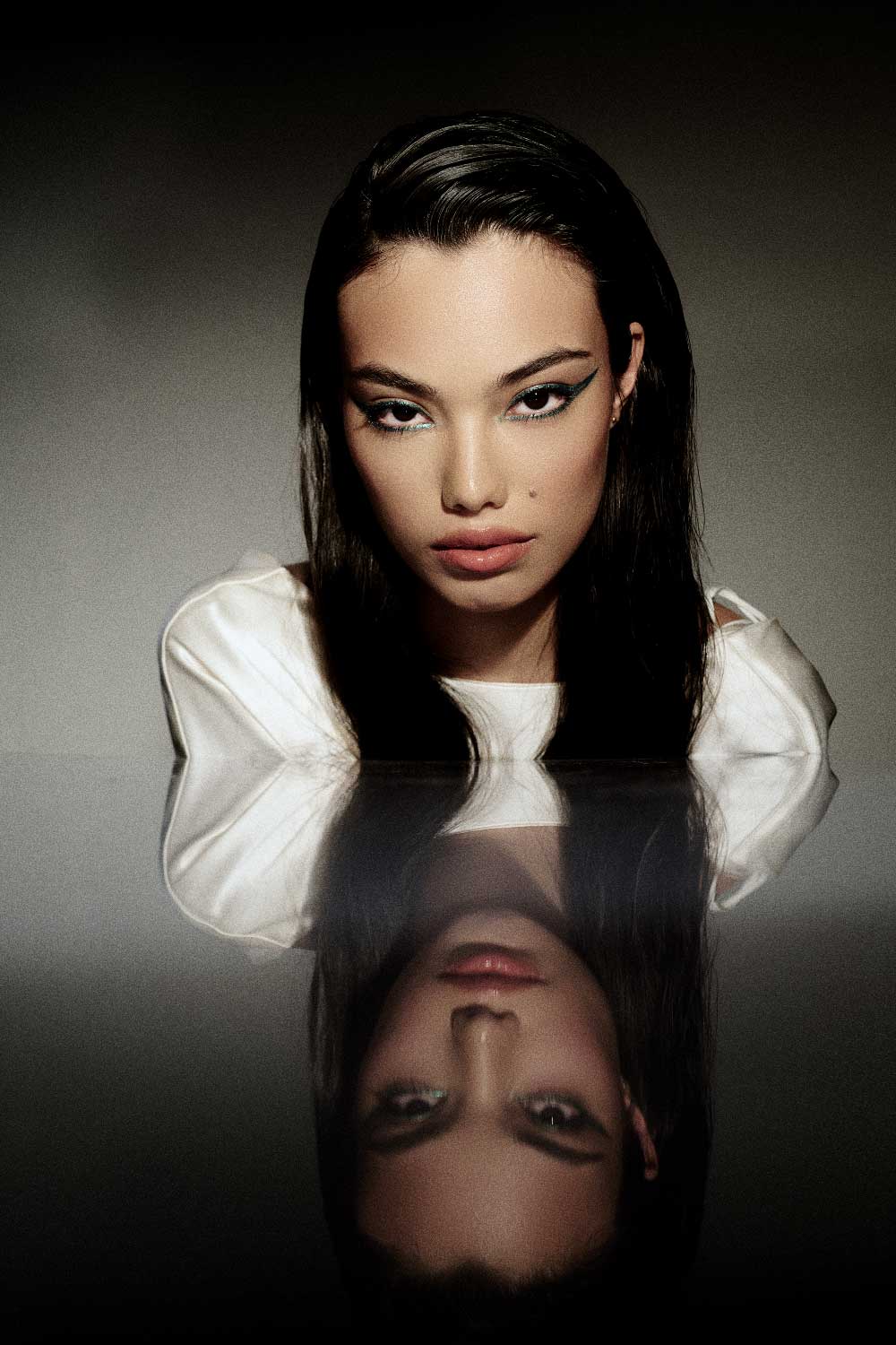 Maquillaje de noche: El arte de Guerlain y Nacho Fernández