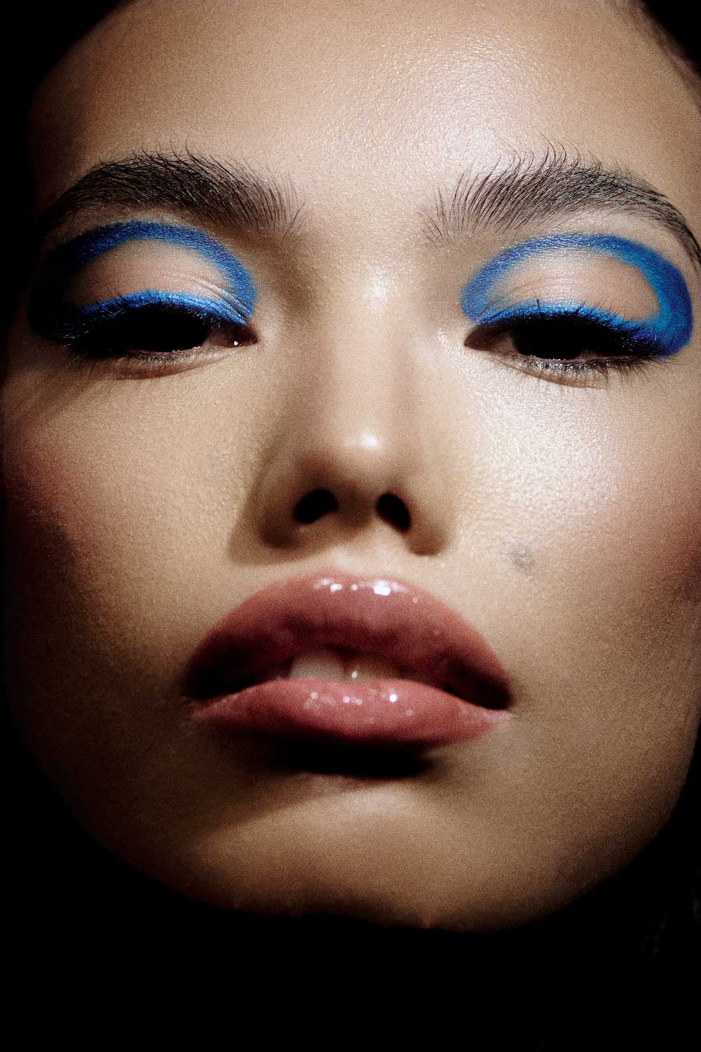 Maquillaje de noche: El arte de Guerlain y Nacho Fernández