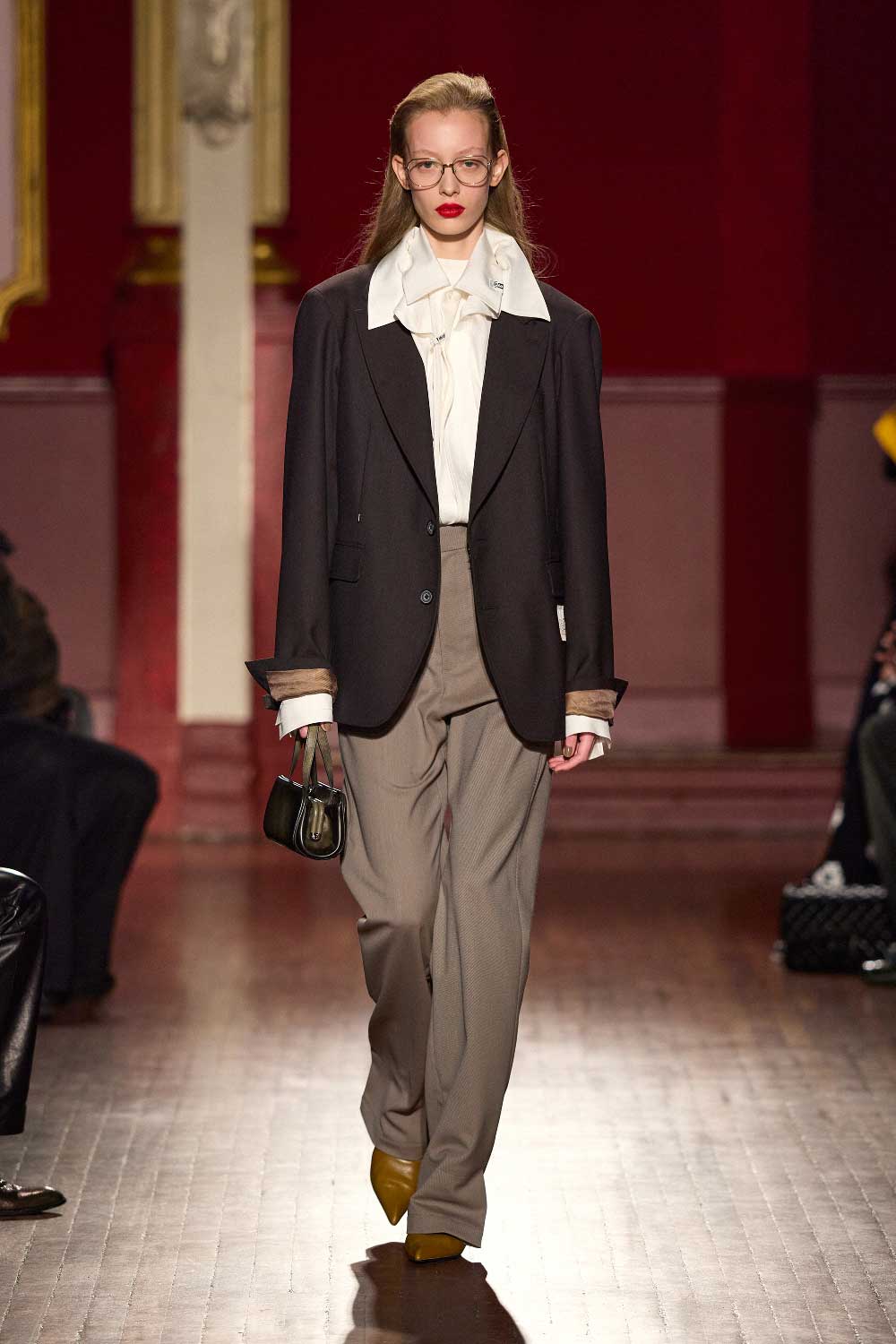 Mihara Yasuhiro FW26 o el eterno ahora de la moda masculina