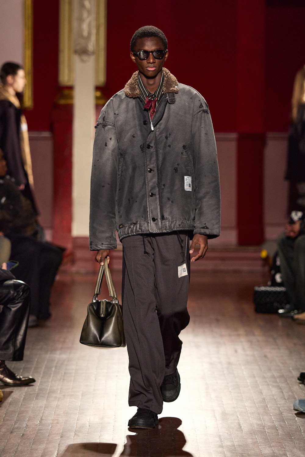 Mihara Yasuhiro FW26 o el eterno ahora de la moda masculina