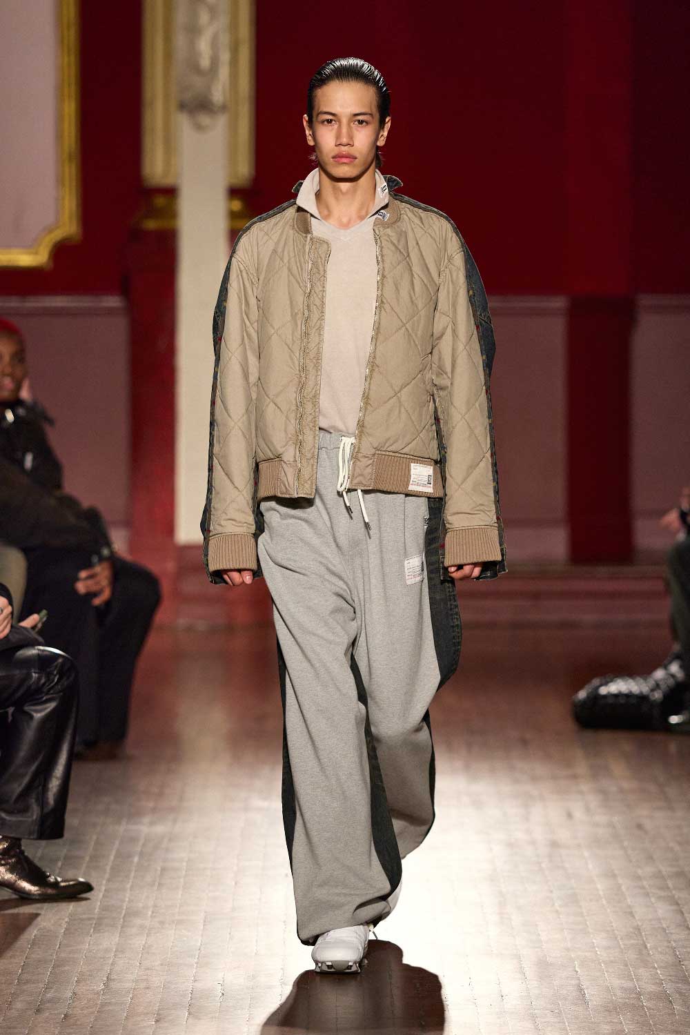 Mihara Yasuhiro FW26 o el eterno ahora de la moda masculina