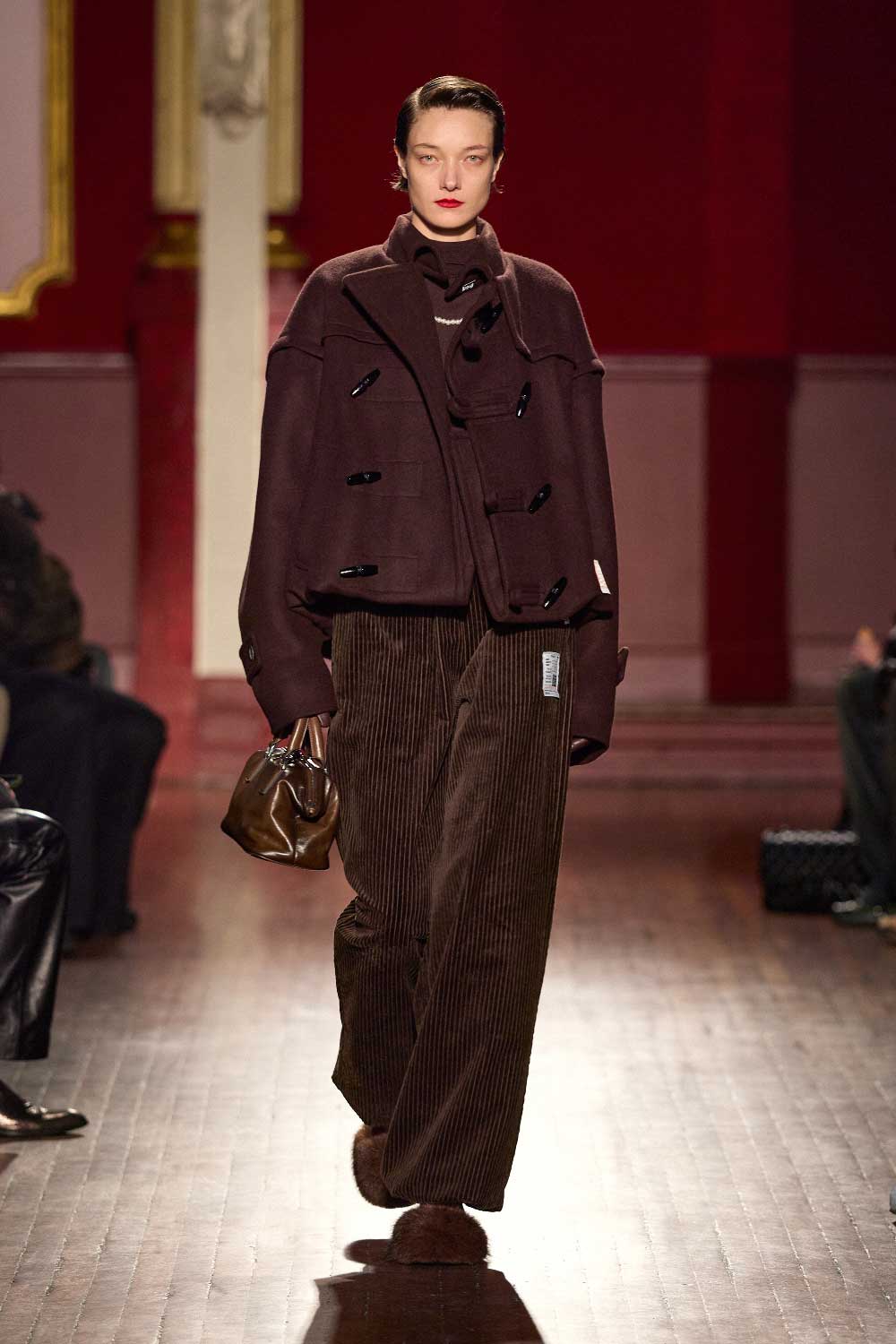 Mihara Yasuhiro FW26 o el eterno ahora de la moda masculina