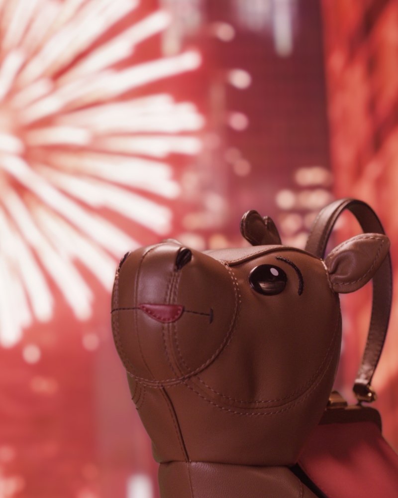 El bolso con forma de caballo de Moschino ya es un icono