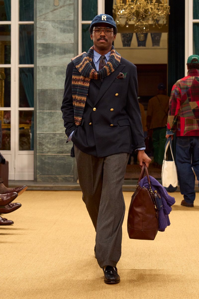 Ralph Lauren sigue haciendo Ralph Lauren (y debería seguir)