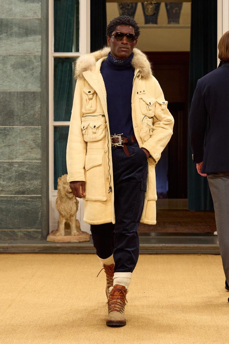 Ralph Lauren sigue haciendo Ralph Lauren (y debería seguir)