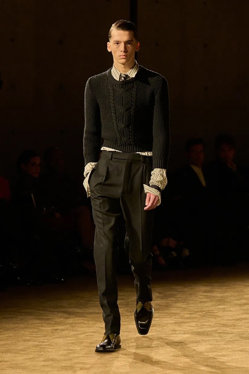 Saint Laurent hace un estudio de intimidad y masculinidad