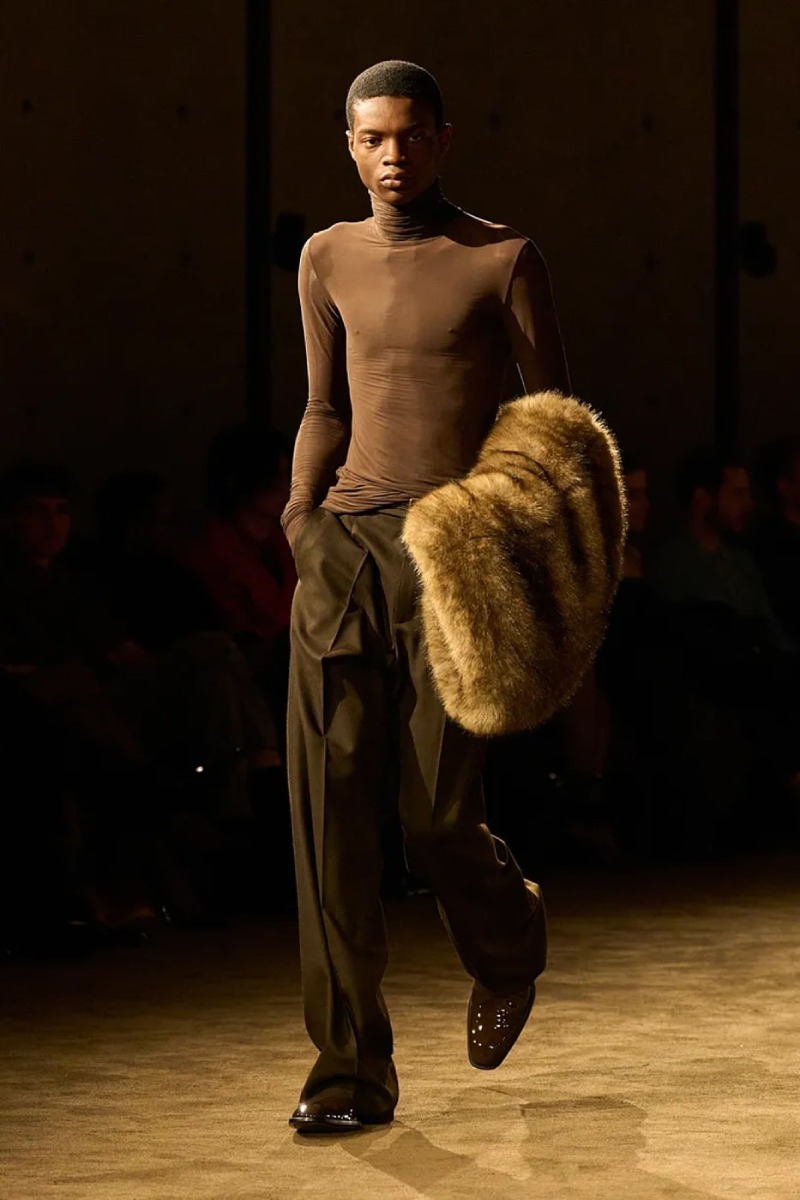 Saint Laurent hace un estudio de intimidad y masculinidad