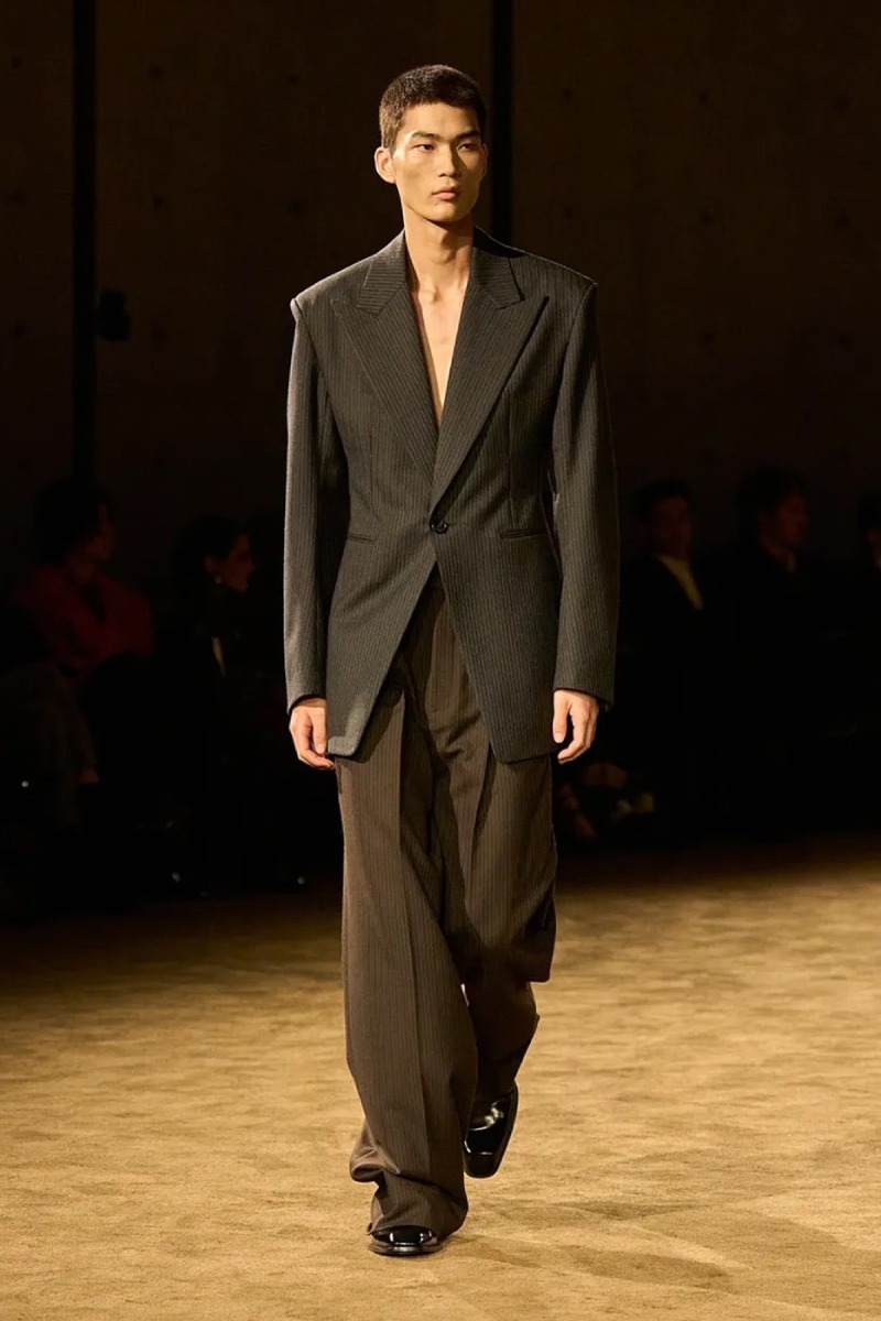 Saint Laurent hace un estudio de intimidad y masculinidad