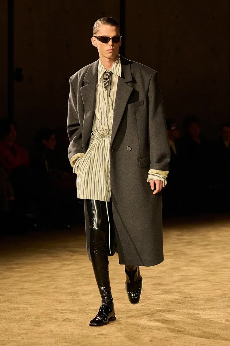 Saint Laurent hace un estudio de intimidad y masculinidad