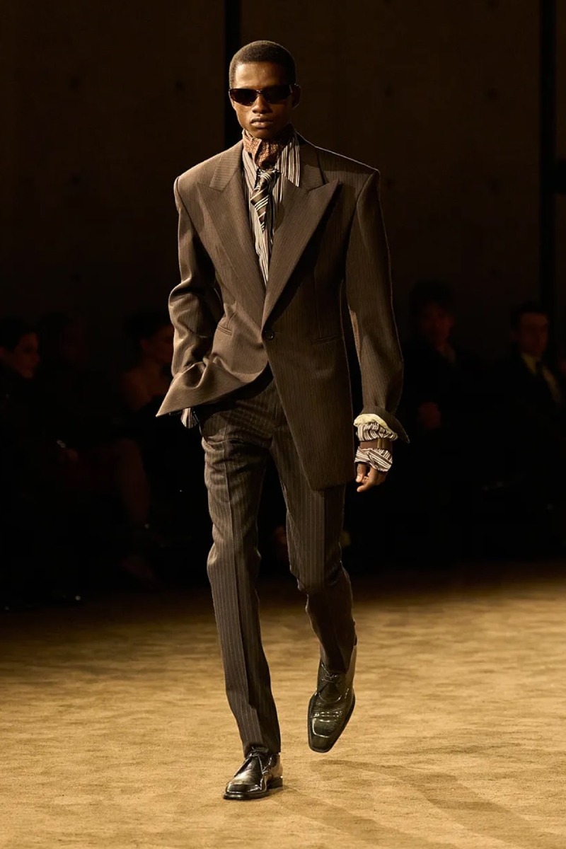 Saint Laurent hace un estudio de intimidad y masculinidad