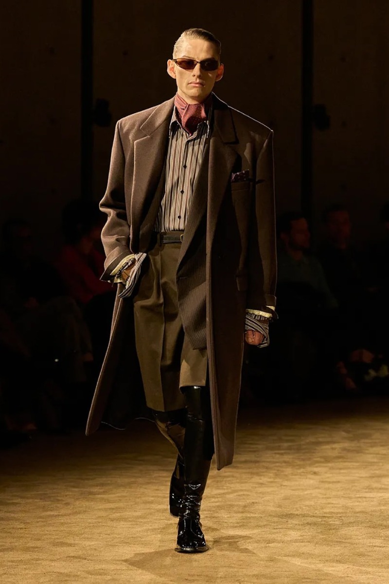 Saint Laurent hace un estudio de intimidad y masculinidad