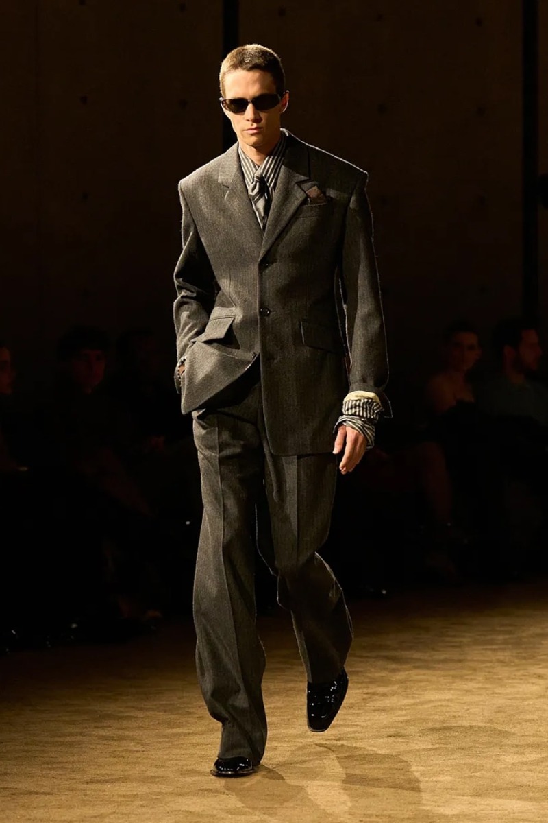 Saint Laurent hace un estudio de intimidad y masculinidad