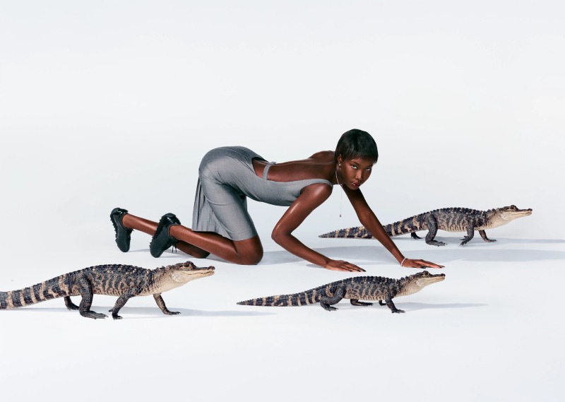 New Balance lanza las torpedo sneakers más elevadas de 2026