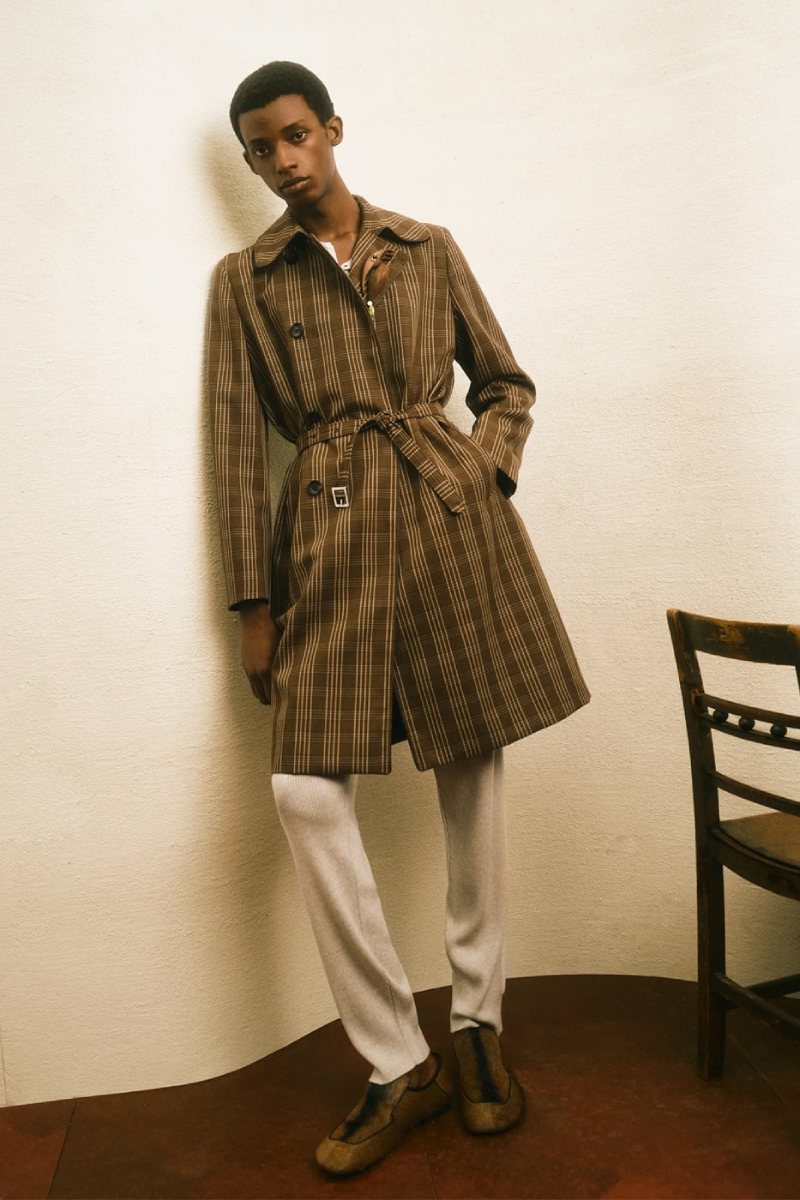 Wales Bonner simplifica y depura su uniforme para fw26