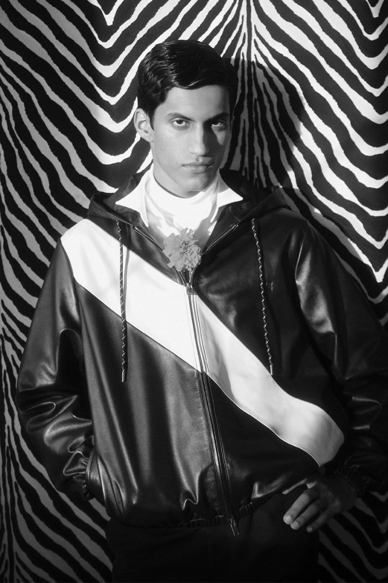 Wales Bonner simplifica y depura su uniforme para fw26