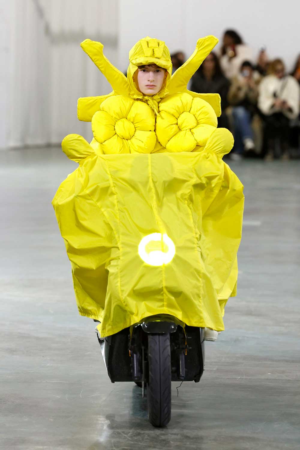 Walter Van Beirendonck FW26: El eterno joven de Amberes