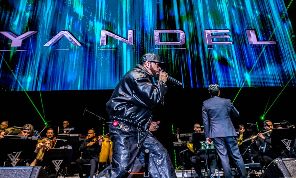 Yandel y su orquesta sinfónica conquistan a los fans