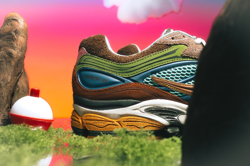 Saucony y Sneaker Politics suman más naturaleza al gorpcore