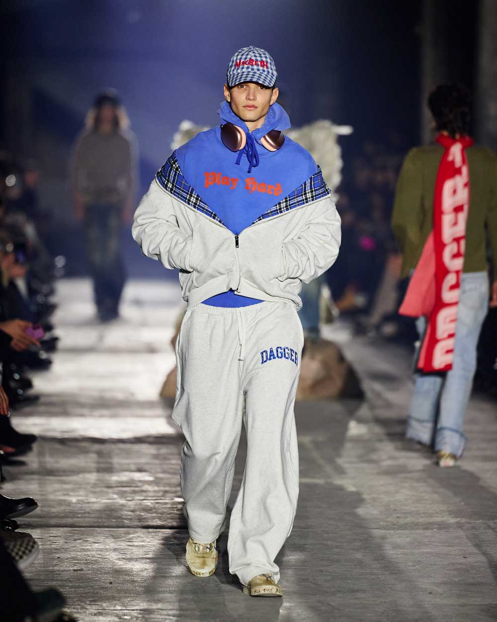 Dagger conquista las calles de Berlín con su colección fw26