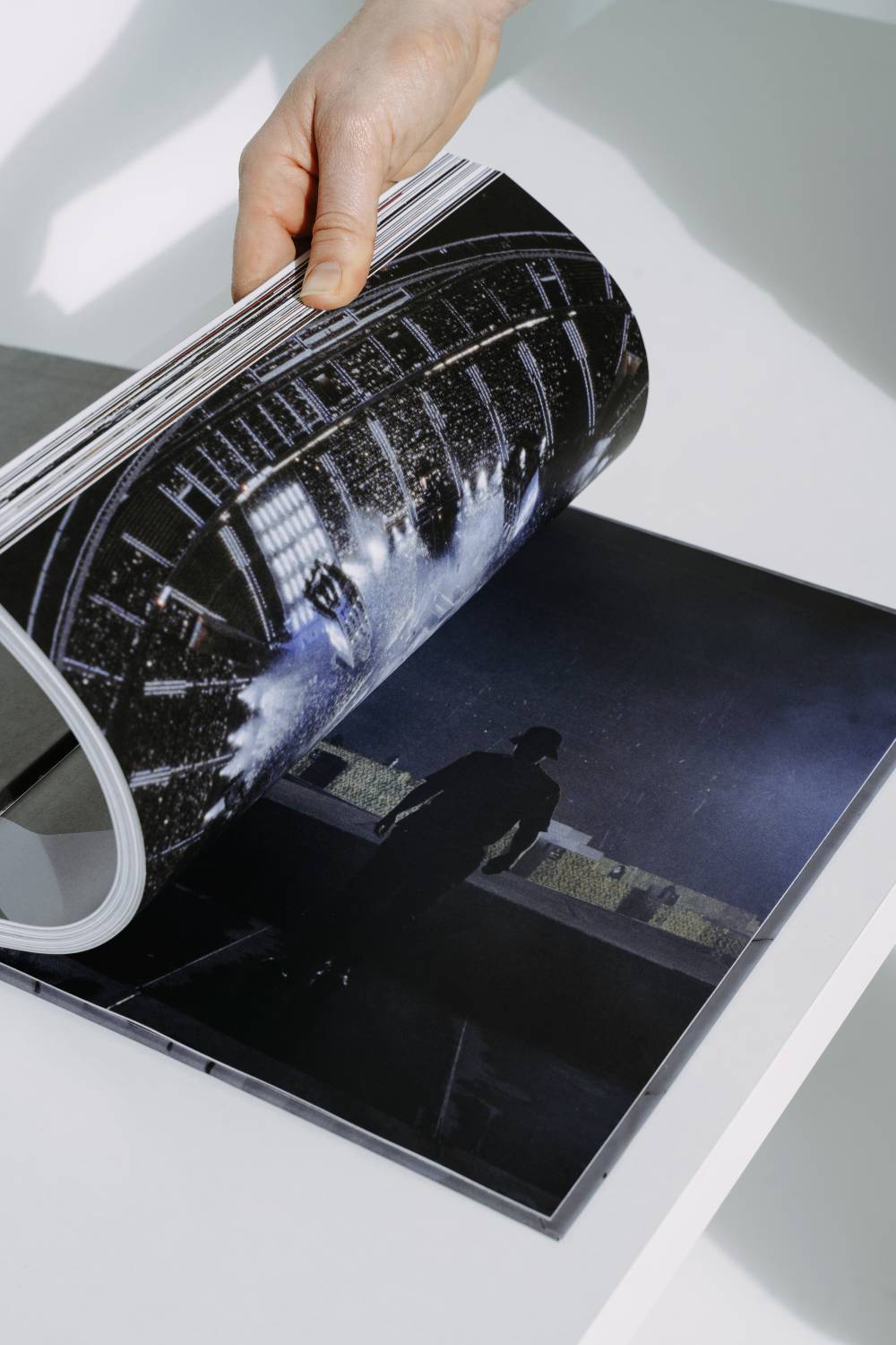 Dellafuente publica RIP Dreams, su primer fotolibro