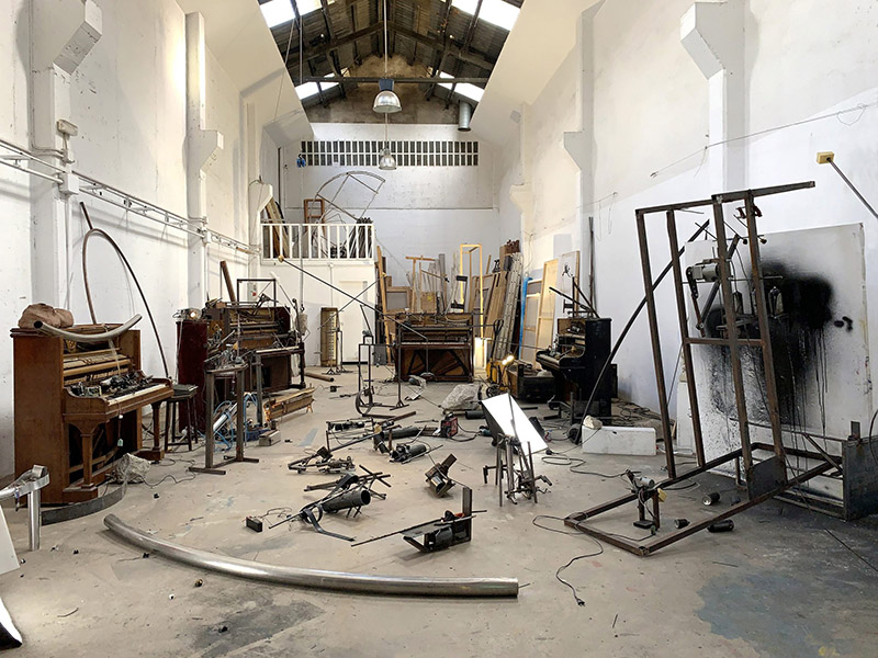 Lolo & Sosaku: cuando el caos se convierte en método