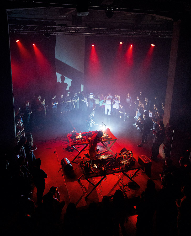 Lolo & Sosaku: cuando el caos se convierte en método