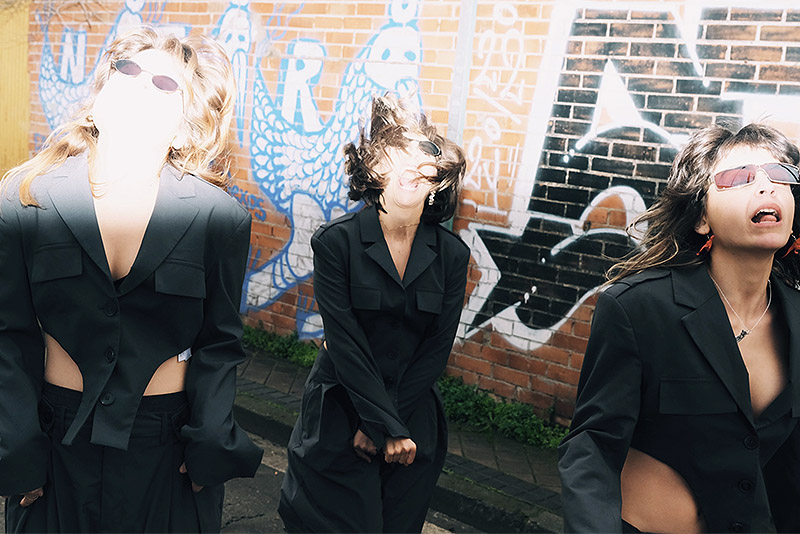 TechnoFacial: Lamesa Colectif planta cara al sistema