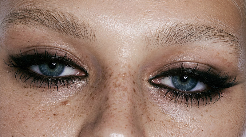 The Clueless: como dirigir la IA para crear imágenes reales