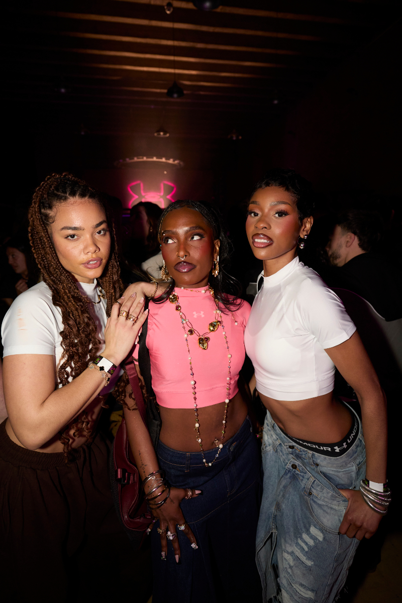 Under Armour presenta en Londres su Crop Mock Baselayer