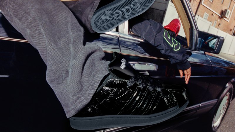 Sp5der remixea las Superstar de adidas en su versión skater