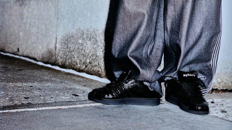Sp5der remixea las Superstar de adidas en su versión skater