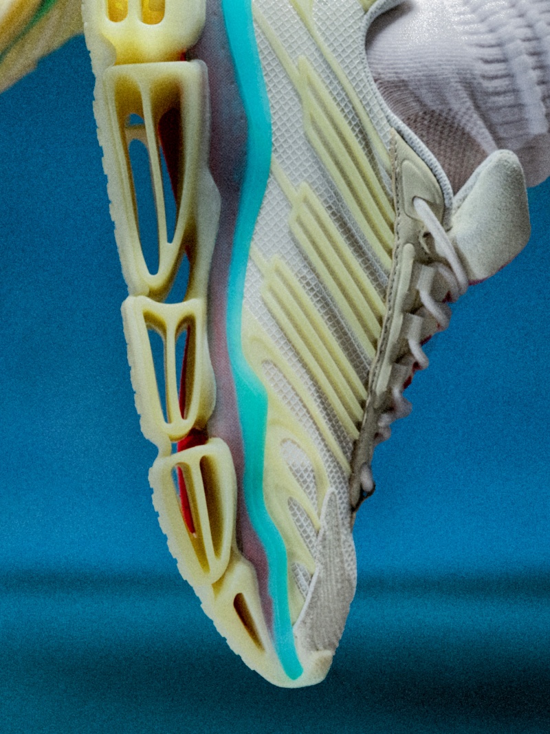 adidas y Willy Chavarria reimaginan las Megaride dosmileras